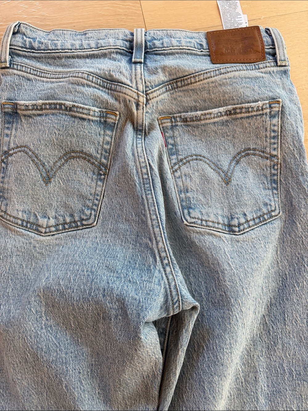 Levi’s - Picture 4 of 9